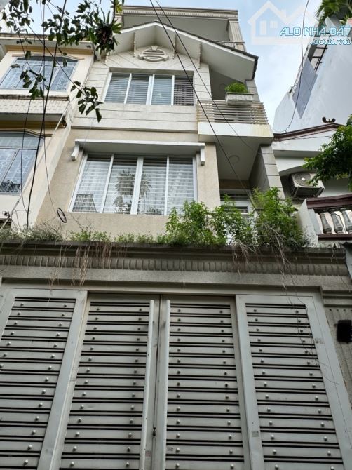 NGUYỄN TRỌNG TUYỂN NGUYỄN ĐÌNH CHÍNH HẺM XE HƠI 61M2,4 TẦNG,NGANG 4.3M, 4PN, CHỈ 9 TỶ HƠN