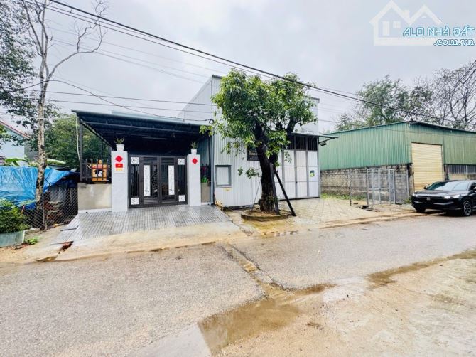 Bán đất mặt tiền tam thai,tặng nhà kho kiên cố,đường rộng,giá rẻ nhất huế.