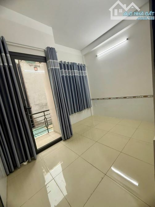 NHÀ 4 TẦNG – HẺM XE HƠI – TRẦN XUÂN SOẠN Q7 – 7.4 TỶ