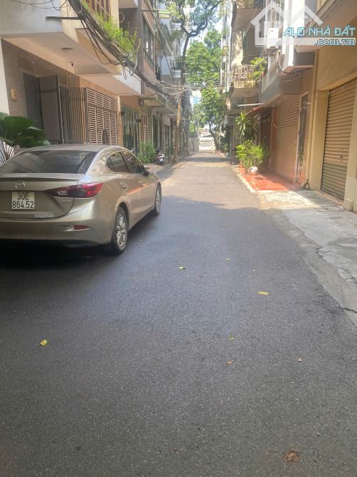 PHÂN LÔ NGHĨA ĐÔ CẦU GIẤY - NHÀ ĐẸP GẦN PHỐ - HAI THOÁNG - Ô TÔ - 41M2, 5 TẦNG