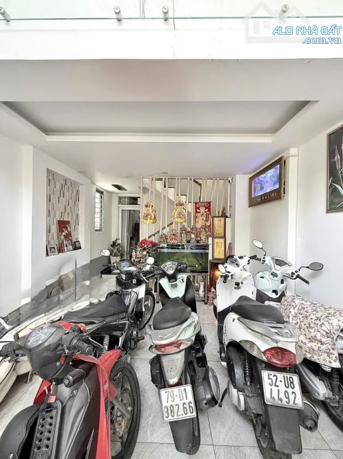 💥CĂN GÓC HẺM XE HƠI HOÀNG HOA THÁM, BÌNH THẠNH, 50M2 NGANG 4M, 5 TẦNG, NHỈNH 12 TỶ