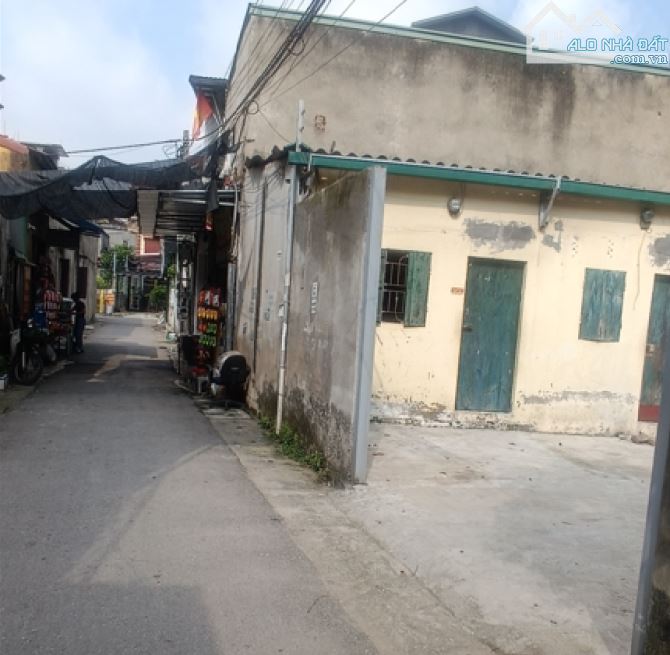 BÁN ĐẤT TẶNG NHÀ 2 TẦNG KIM CHUNG, ĐÔNG ANH. MẶT TIỀN QUYỀN LỰC, KINH DOANH.