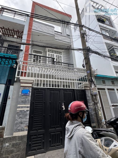 💥 Nhà 3 Tầng Mới, Sổ Vuông, 4PN, P16, Gò Vấp, Hẻm Xe Tải Thông, Giá 6.55 Tỷ TL.