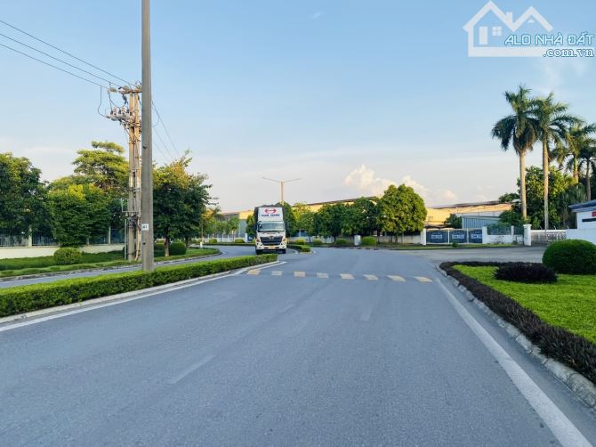 GIÁ TUYỆT CHỦNG-Mai Đình(Sóc Sơn)–120m²-Sẵn nhà cấp 4-Ô tô tận cửa-Nhỉnh 3 tỷ.