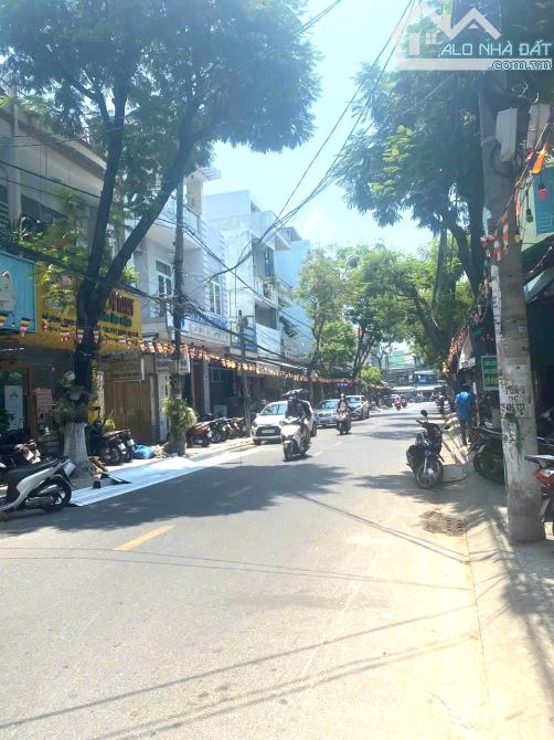 LÊ VĂN LƯƠNG, CHỈ 3,5 TỶ, DT 38M2, NHÀ ĐẸP 3 TẦNG, HẺM ÔTÔ CÁCH 10M, GẦN LOTTE