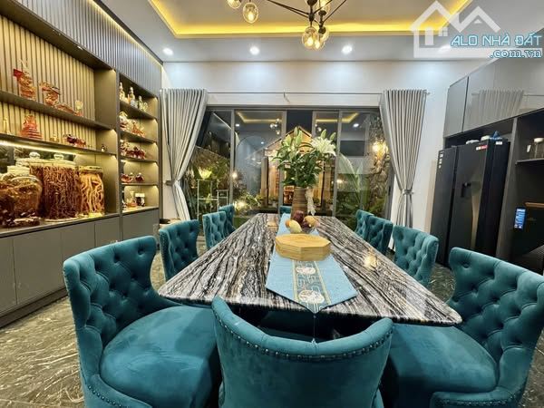 NHÀ LẦU SIÊU ĐẸP + HIỆN ĐẠI ĐƯỜNG A PHẠM NGŨ LÃO, DT: 6X40M, H: ĐÔNG, GIÁ: 5,8 TỈ