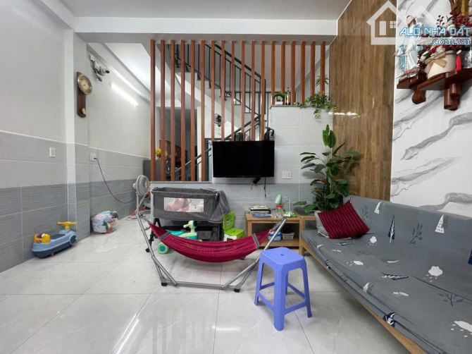 Bán nhà 2 tầng Hẻm Xe Hơi ngay Dương Đình Hội - Phước Long B, Quận 9 - Giá cực tốt..!