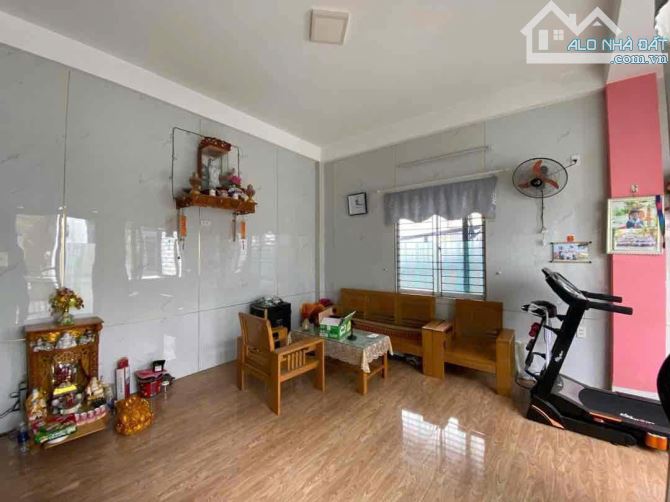 nhĩnh 5 tỷ sở hữu dãy trọ 2 tầng kiệt Chế Lan Viên vừa ở vừa có dòng tiền sát biển Mỹ Khê