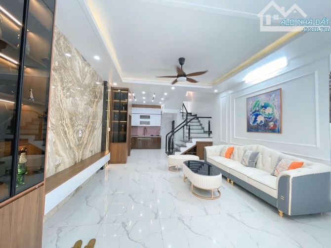 Bán nhà Trung Hành 4 tầng oto đỗ cửa đầy đủ nội thất