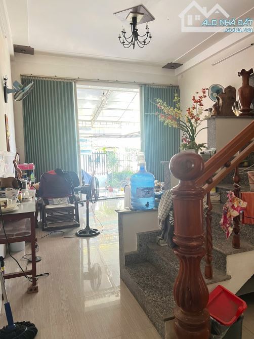 Bán nhà 02 tầng 7,5x20m hẻm Ô tô thông Bích Khê, P Cẩm Thành, Quảng Ngãi