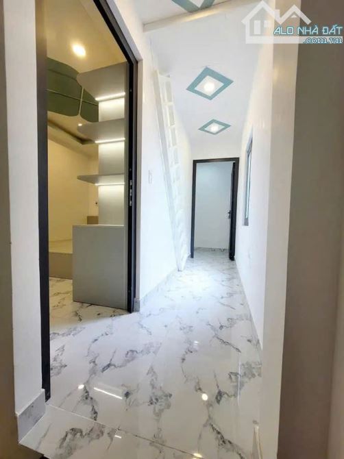 BÁN NHÀ LÊ QUANG ĐỊNH,2 TẦNG, 50M2, GIÁ 5,1 TỶ