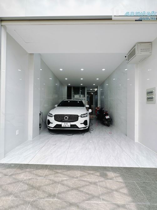 Khu Siêu giàu Đường 8m Q11 ( 4 * 11 ) Chỉ 6.4 Tỷ