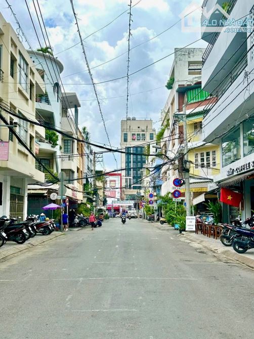 KHU VIP - HXH - SÁT MT - ĐOÀN THỊ ĐIỂM - P1. PHÚ NHUẬN - NHÀ 4 TẦNG - 60M2 - CHỈ 11.79T TL