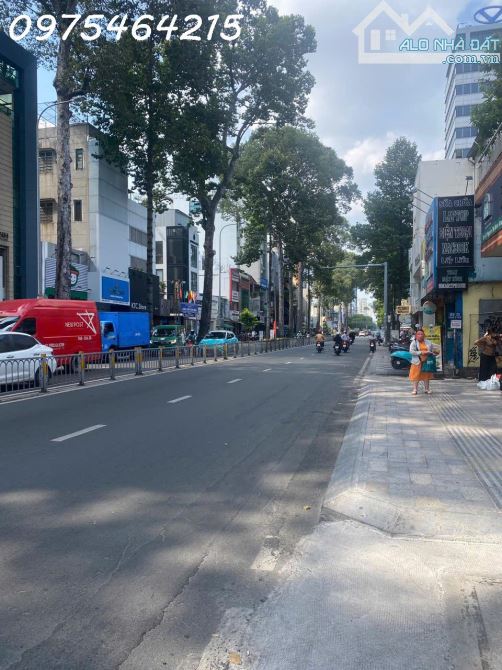 Bán nhà mặt tiền Nguyễn Thị Minh Khai, Phường Bến Thành, Quận 1 – 3 tầng, HĐ thuê 55