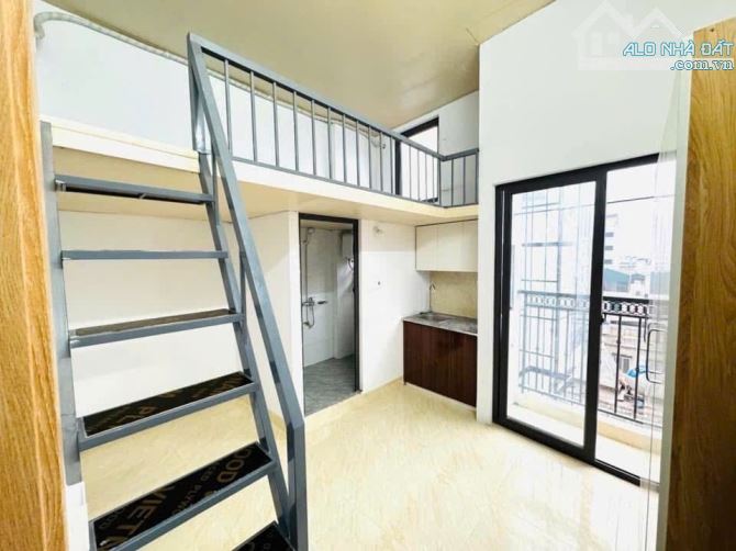 BÁN CCMN YÊN XÁ MỚI TINH 42M 7 TẦNG 11 PHÒNG GIÁ CHÀO 9 TỶ