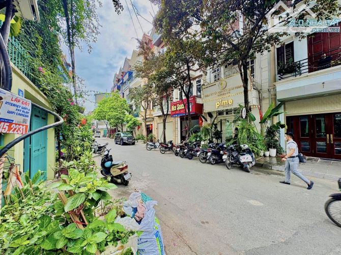PHỐ TRUNG KÍNH, MẶT NGÕ KINH DOANH 2 THOÁNG OTO TRÁNH VỈA HÈ, 90m, 5 Tầng, 36 Tỷ