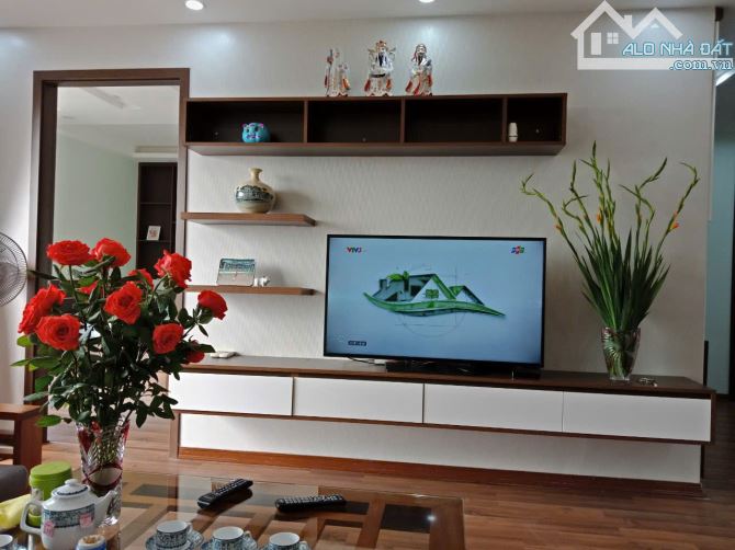Cho thuê căn hộ Bình Minh Garden Đức Giang, 95m 3 ngủ 2 wc. Full nội thất. Giá 13 triệu