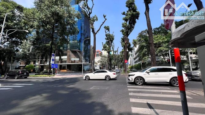 MT NGAY TRẦN HƯNG ĐẠO, P.PHẠM NGŨ LÃO,Q.1–DT:13x21M–CN 251M²–KẾT CẤU 1 TẦNG 1 LẦU GIÁ: 95