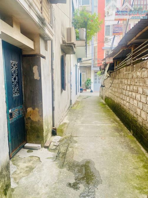 Bán nhà 2 tầng Ngọc Thuỵ- 54m2, ngõ nông, ô tô rất gần- Chẵn 10 tỷ