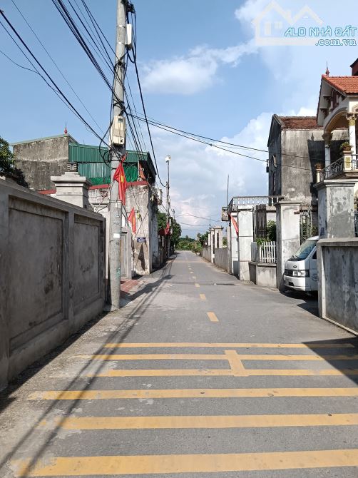Cần tiền bán gấp 82m chương Dương -thường tín