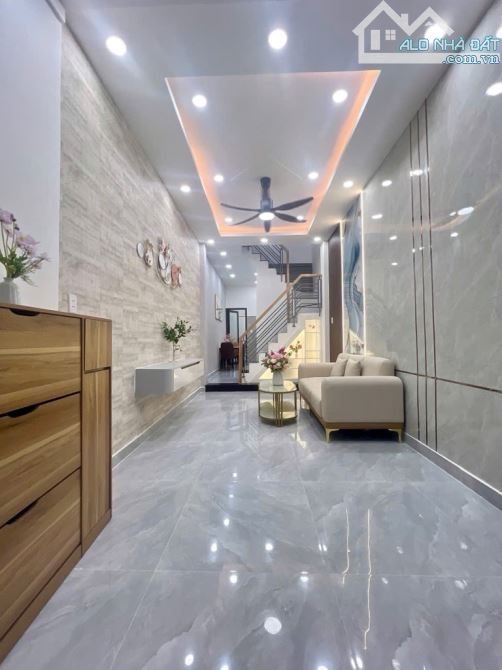 SIÊU PHẨM 3 PHÒNG NGỦ – VỊ TRÍ TRUNG TÂM GÒ VẤP (GẦN BV & SÂN BAY)