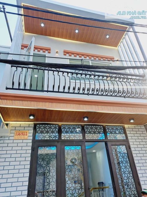 Nhà đẹp bình trị đông chiến lược hẻm xe hơi chỉ nhỉnh 2đ