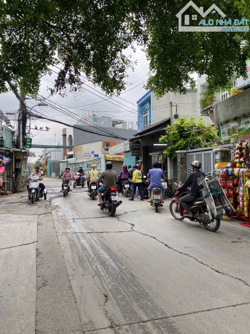 Bán nhà 2 tầng MT đường số, sát Nguyễn Duy Trinh – Bình Trưng Đông, Q2 – Chỉ Nhĩnh 6 tỷ
