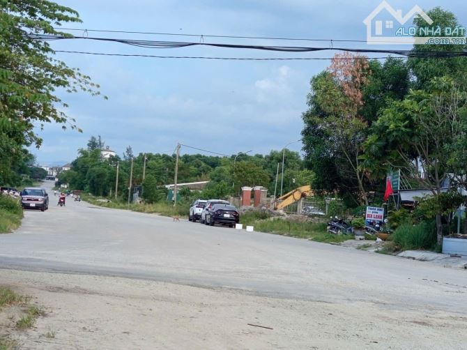 🏡 BÁN  NHÀ  MẶT TIỀN DƯƠNG THANH BÌNH – TRUNG TÂM PHÚ BÀI – TP HUẾ 176m2 MT 6.5M  14tr/m2