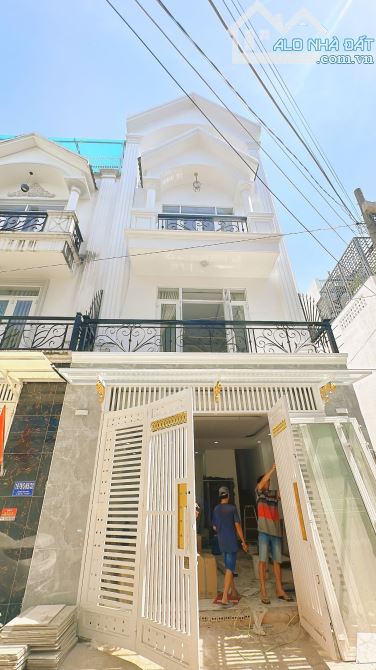 BÁN NHÀ PHỐ MỚI SÁNG RỰC RỠ– HTP– HUỲNH THỊ ĐỒNG– NGANG 5.3M– SỔ RIÊNG– GIÁ NHỈNH 7 TỶ