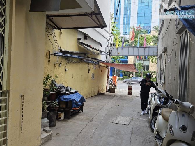 💥LONG TRỜI LỞ ĐẤT: Cát Linh 23m2, 5T, sát phố, mặt ngõ KD, MT bề thế 4.8m, ngõ rộng