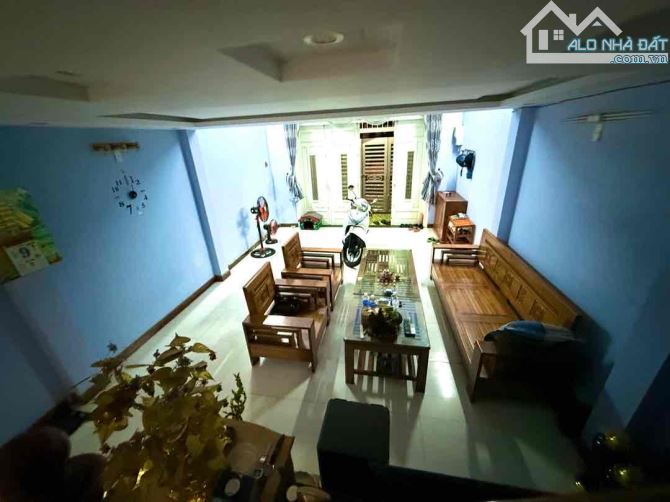 ☘️🌸NHÀ 3 TẦNG LÝ ĐẠO THÀNH - 65M2 - 3 TẦNG 3 MÊ KIÊN CỐ - KINH DOANH TỐT - 7,2 TỶ ☘️🌼