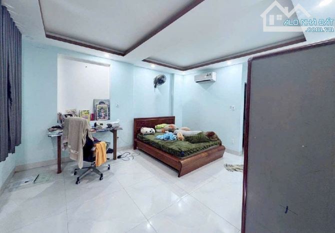 Biệt Thự 3 Tầng 145M2 ngay Khu Du Lịch Bến Xưa Thạnh Lộc Quận 12 Giá 13,790ty