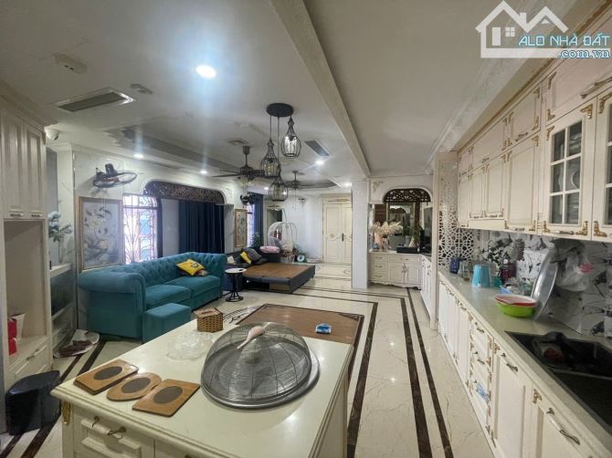 BÁN TÒA NHÀ KHU ĐẤU GIÁ MẪN BỒI – GỐC GĂNG, LÔ GÓC 83M², 8 TẦNG, 45 TỶ