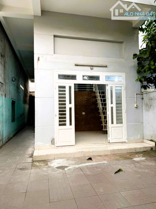 cho thuê nhà nguyên căn 4 phòng ngủ, hẻm xe tải, Hoàng Diệu 2 Linh Trung
