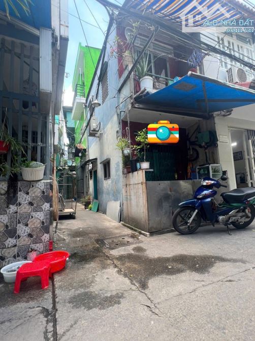 Nhà 2 tầng - Tôn Thất Thuyết - Hẻm 3m - 13.4m2 - Chỉ 2.1 tỷ