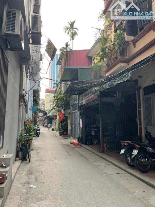 Ngõ nông gần phố, 3p lên Lò Đúc hàng xóm Hoàn Kiếm