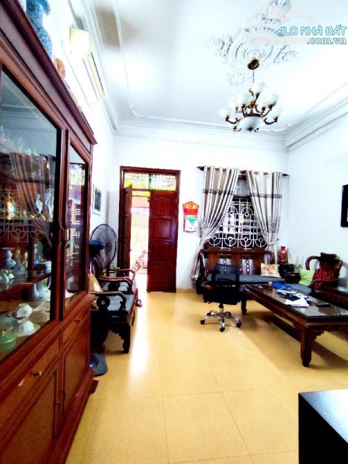 BÁN NHÀ TRANG TÂM QUẬN HOÀNG MAI 73M2 GIÁ CHÀO 11.5 TỶ, CHỦ CẦN BÁN GẤP, NHÀ 2 MẶT NGÕ