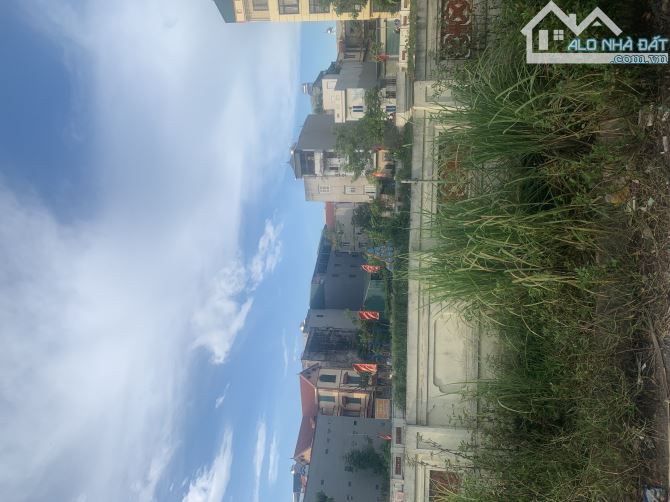 SIÊU ĐẸP - ĐẤT DV LAI XÁ -  Ô TÔ TRÁNH - VIEW HỒ - 13,3 TỶ.