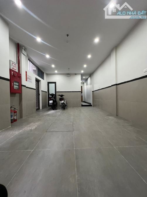 TỰ DO TÀI CHÍNH, BẠCH MAI, Q. HAI BÀ TRƯNG, 12 PHÒNG, 60M2 DOANH THU 50 TRIỆU/1 THÁNG GẦN