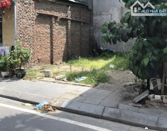 Bán đất Thạch Bàn, 50m, mặt đường oto tránh, kinh doanh