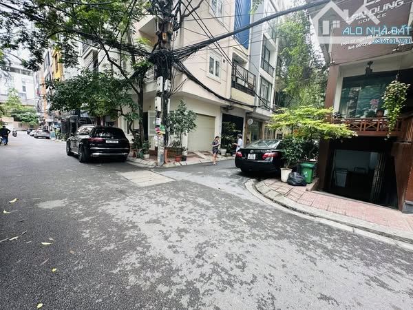Phân Lô Linh Lang - 6 Tầng Thang Máy - Vỉa Hè KD Sầm Uất - Ô Tô Tránh - 55m² 25.5 Tỷ!