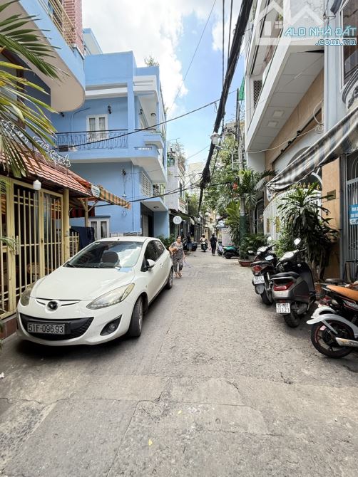 Bà Hạt - Quận 10 -56m2 - Ngang hơn 6 - hẻm ô tô - 8 phòng - vừa ở vừa cho thuê gần 20tr/th
