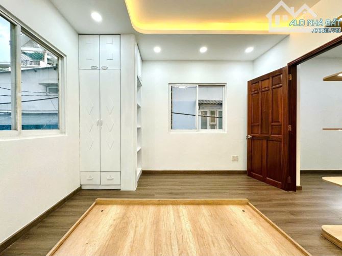 Nhà Đẹp Góc 3 Mặt Tiền HXH Nguyễn Đình Chính 4,3x13,5 sát Nguyễn Văn Trỗi 4 Tầng 12,9 Tỷ - 10