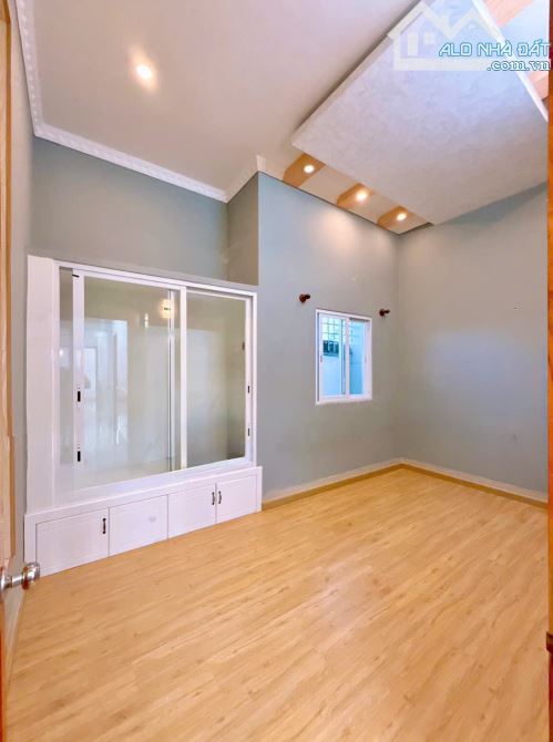 NHÀ TRỆT LẦU HOÀN CÔNG RỘNG RÃI VỊ TRÍ ĐẸP GẦN HỒ BÚNG XÁNG - TRỤC CHÍNH HẺM 9 TRẦN NAM PH - 10