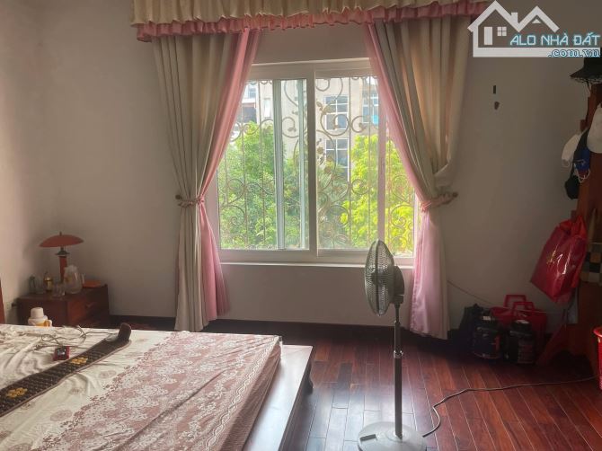 VĂN PHÚ - HÀ ĐÔNG - 50M - 17,5 TỶ - PHÂN LÔ - Ô TÔ TRÁNH - DỪNG ĐỖ NGÀY ĐÊM - VỈA HÈ 2 BÊN - 10