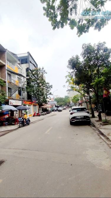 💥 GIÁ ĐẦU TƯ - SIÊU PHẨM TÂY HỒ - 334M - 59TỶ - PHÂN LÔ - MẶT TIỀN QUYỀN LỰC - Ô TÔ TRÁNH - 11