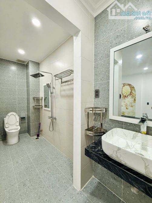 HOT-NHÀ DIỆN TÍCH KHỦNG-DT: 5Mx20M-TRỆT+LỬNG+3LẦU+ST TRỤC ĐƯỜNG NGUYỄN VĂN KHỐI P.8 GÒ VẤP - 11