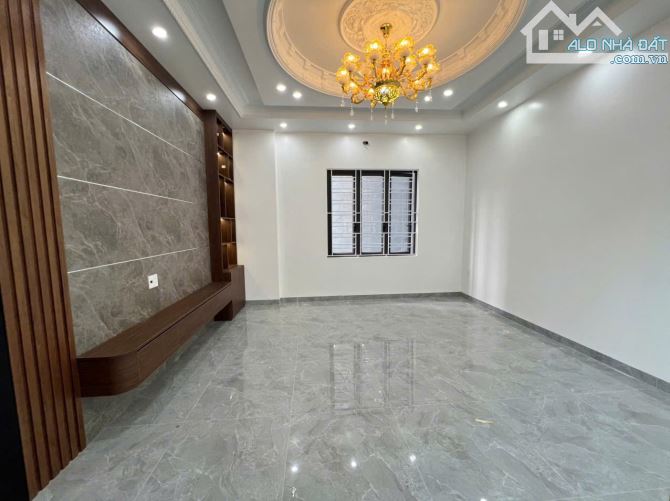 L.A.Đức- Dãy nhà 9 căn đường Nguyễn Bình Khiêm - 60-72m2 - 4 tỷ 200 - 11
