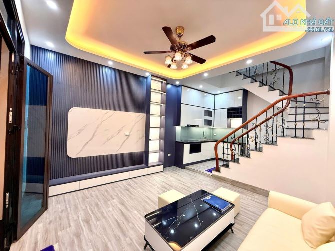 DUY NHẤT, MẶT NGÕ ĐỐNG ĐA, DT41m2x5, MT5m, NHÀ ĐẸP DÂN XÂY,NGÕ THÔNG GẦN PHỐ, TẶNG - 1