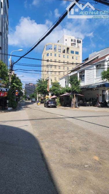🍀HOT! BIỆT THỰ 3 TẦNG PHỐ BIỂN, GẦN BIỂN, ĐÔNG KHÁCH DU LỊCH_14.5 TỶ - 1